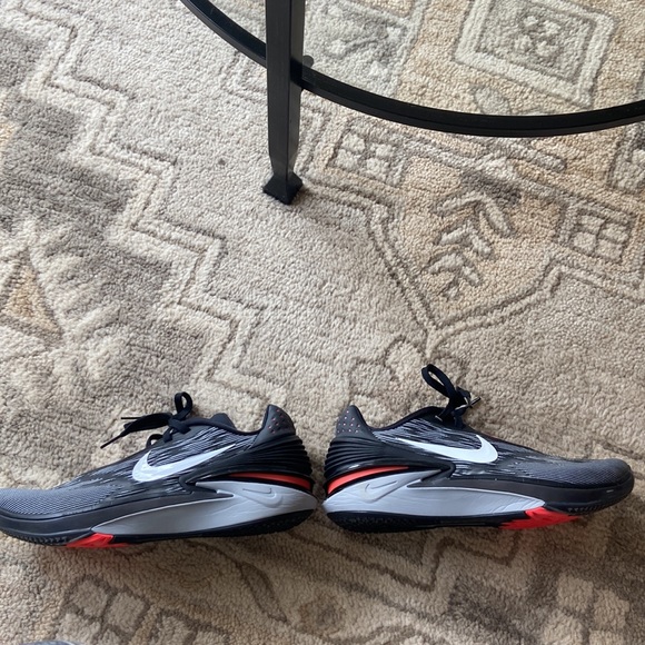 Nike Men’s Air Zoom Gt Cut 2 PERFECT CONDITION - Picture 3 of 4